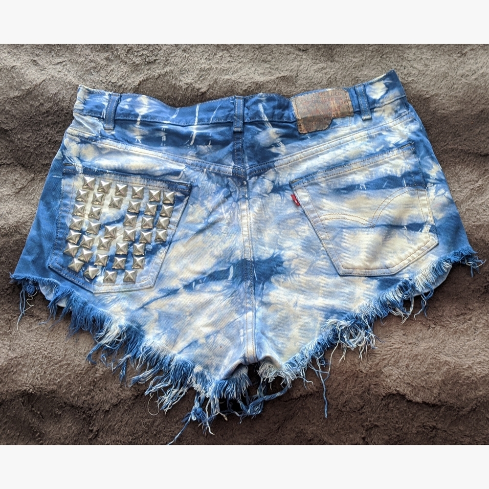 VINTAGE Custom Levi's Cutoff Shorts - W36